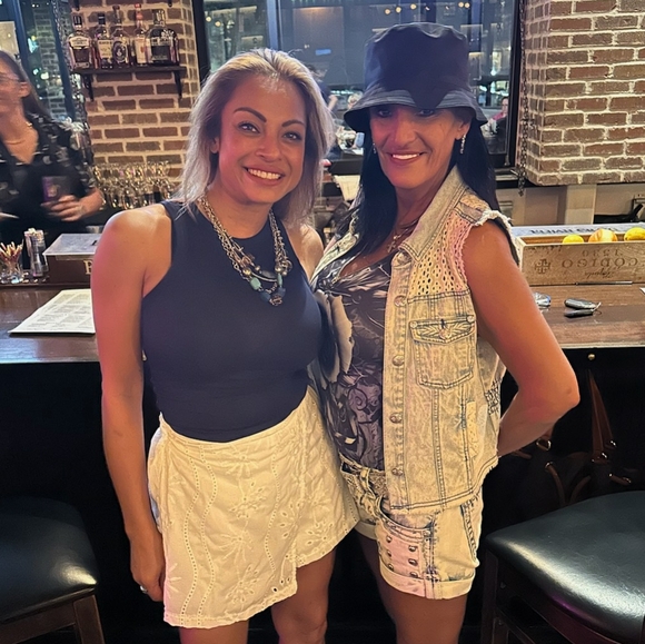 Meet your Posher, Anna - Picture 13 of 13